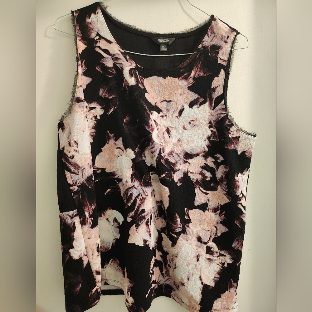Simply Vera by Vera Wang dressy tank, Size xl Preloved